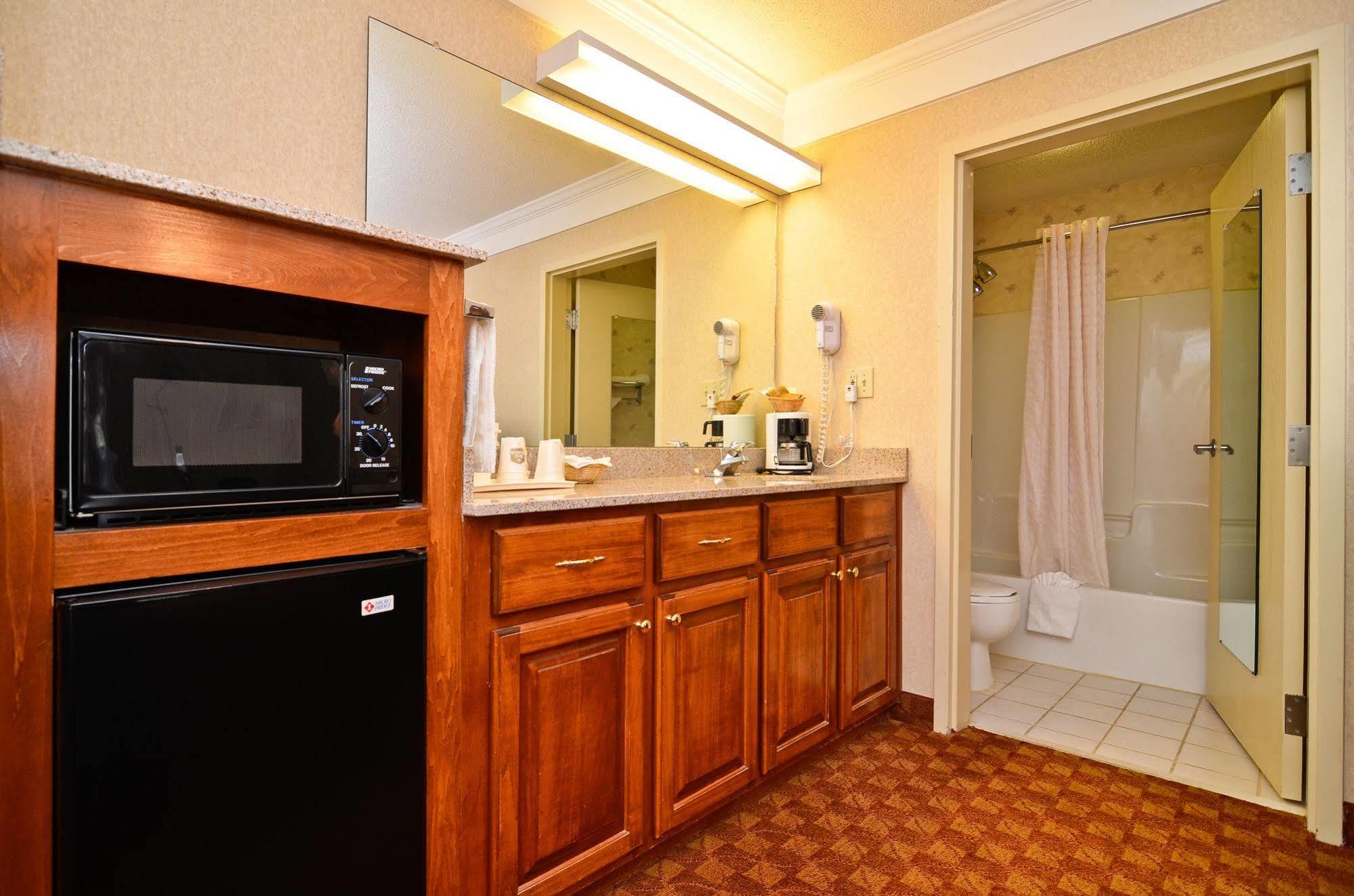 Best Western Hawkinsville Inn & Suites 客房 照片