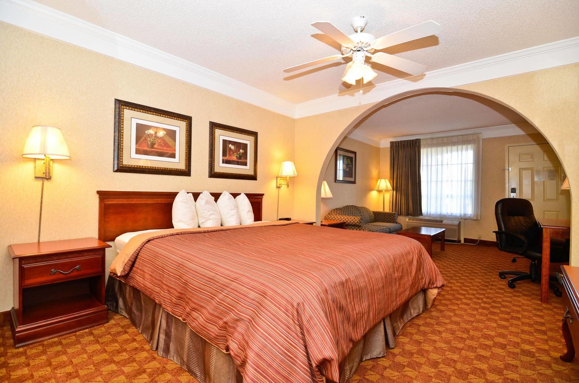 Best Western Hawkinsville Inn & Suites 客房 照片